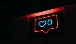Illuminated message sign with a heart in the middle